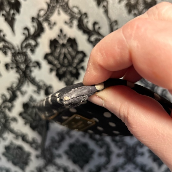 Kate Spade pouch - Picture 3 of 4